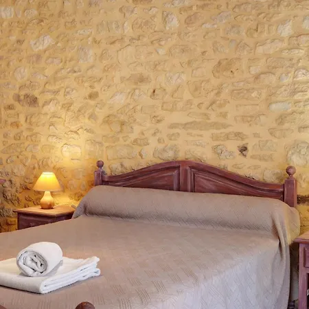La Ferme De La Croix D'allon Bed & Breakfast
