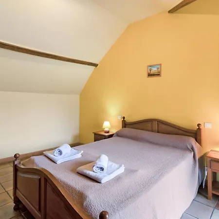 Bed & Breakfast La Ferme De La Croix D'allon 3*
